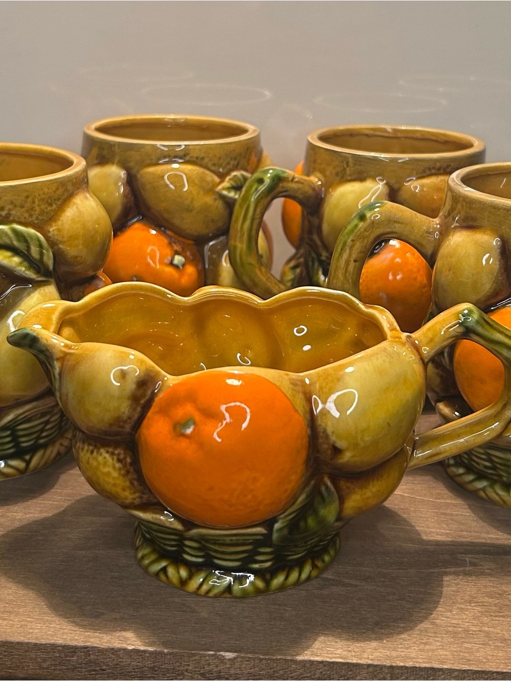 Japanese Inarco set of 4 mugs & 1 creamer cup